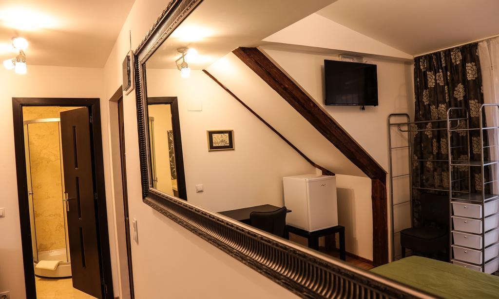 Casa Crown Hotel Braşov Eksteriør billede